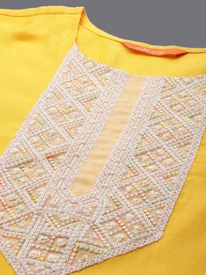 Floral yoke design sequinned liva kurta with trousers & dupatta 2