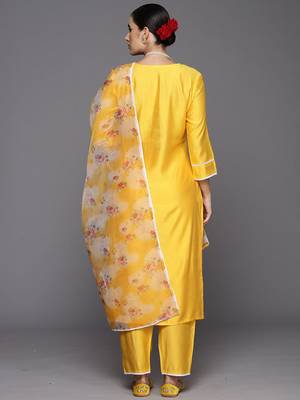 Floral yoke design sequinned liva kurta with trousers & dupatta 5