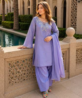 Lavender crape kurti set with beads sequin work 1