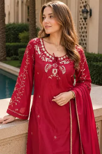 Red crape readymade kurti set with beads sequence work
