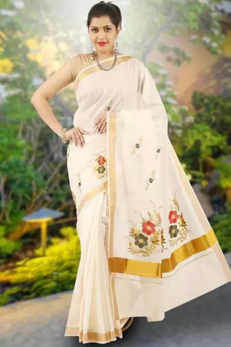 off white floral embroidered zari pure cotton kasavu saree