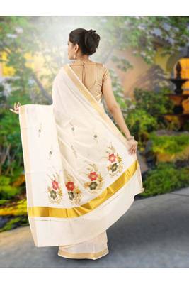 off white floral embroidered zari pure cotton kasavu saree 4