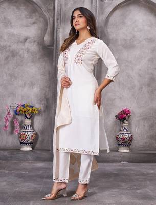 white embroidered kurta with pant and dupatta set 3