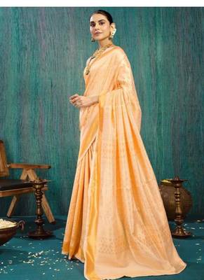 peach color gold woven kasavu saree with zari work 4