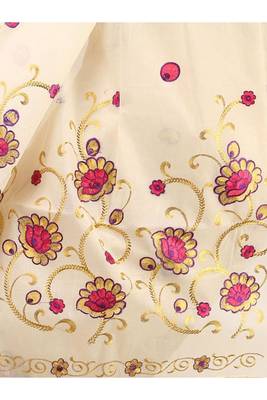off white floral kasavu saree with zari work 3