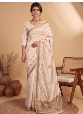 beige floral embroidered linen blend handloom kasavu saree 1