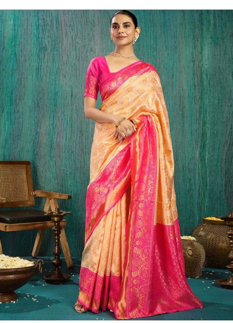 Woven design silk blend kasavu saree