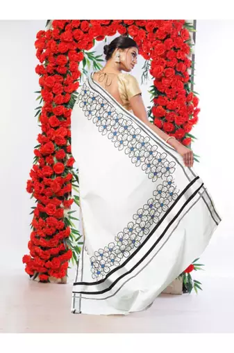 Women floral printed woven design traditional kasavu saree