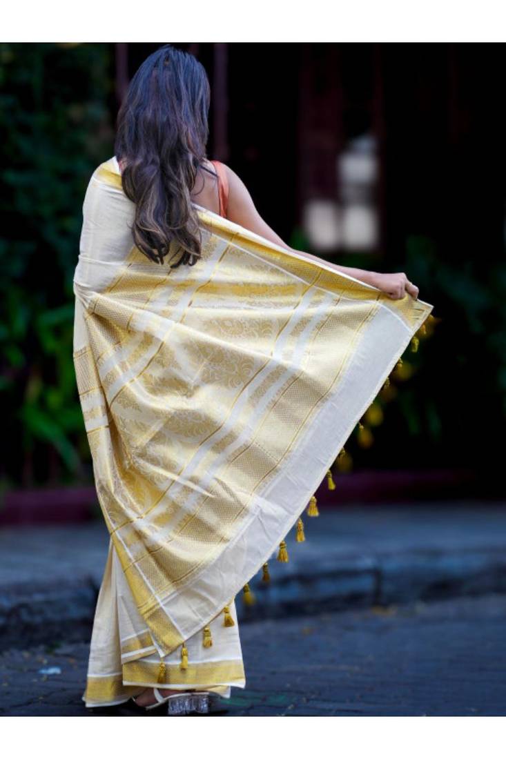 Tissue kasavu saree