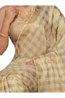 off white checked woven design zari pure cotton kasavu saree 3