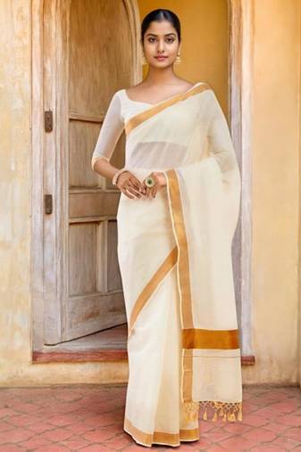 Off-white & gold zari pure cotton kasavu saree