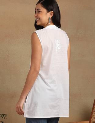 Women white pure cotton floral embroidered hip length collared neck sleeveless lucknowi chikankari short kurta 2