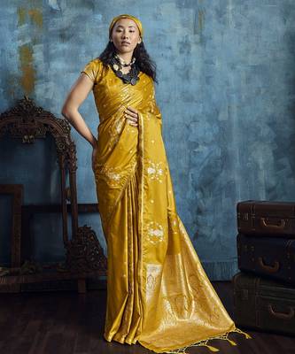 Gold satin handloom weaving silk saree 1