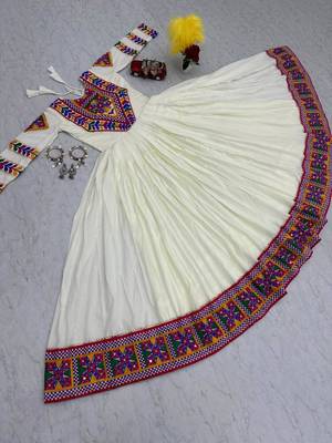 Navratri wear off-white fiyona silk gamthi & mirror work gown 2