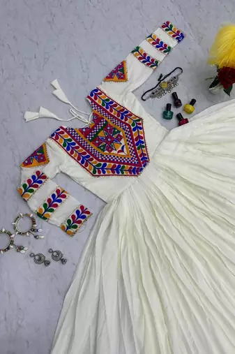 Navratri wear off-white fiyona silk gamthi & mirror work gown