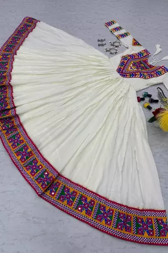 Navratri wear off-white fiyona silk gamthi & mirror work gown