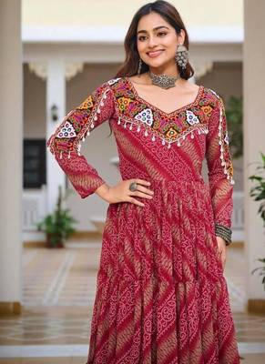 Navratri wear pink georgette bandhni print gamthi & mirror -codi lace work gown 2