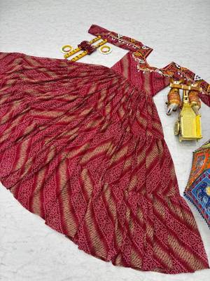 Navratri wear pink georgette bandhni print gamthi & mirror -codi lace work gown 4