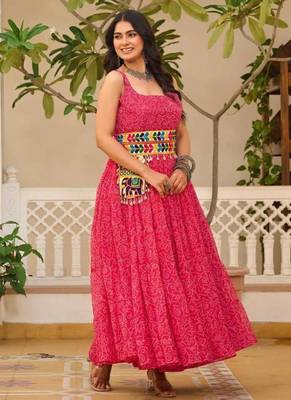 Navratri wear pink georgette bandhni print gamthi & mirror -codi lace work gown 2