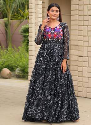 Navratri wear black georgette bandhni print gamthi & mirror -codi lace work gown 4