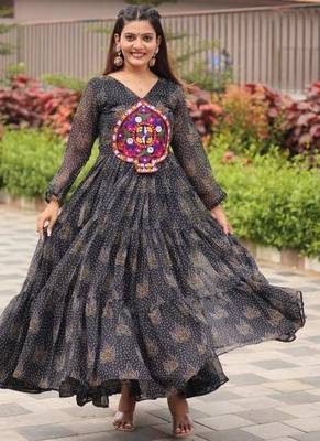 Navratri wear black georgette bandhni printed gamthi & mirror work gown 2