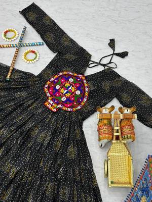 Navratri wear black georgette bandhni printed gamthi & mirror work gown 5