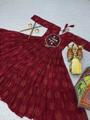 Navratri wear maroon georgette bandhni printed gamthi & mirror work gown 4