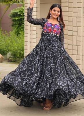 Navratri wear black georgette bandhni printed thread embroidered mirror -codi lace work gown 3