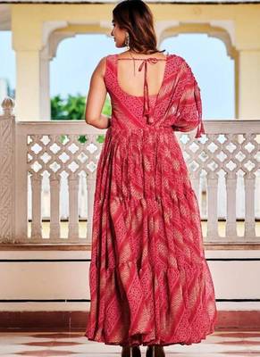 Navratri wear pink georgette bandhni printed gamathi & mirror work gown 3