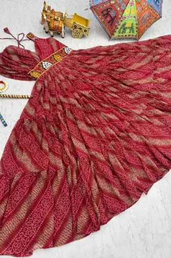Navratri wear pink georgette bandhni printed gamathi & mirror work gown