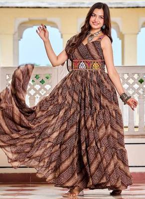 Navratri wear mul georgette bandhni printed gamathi & mirror work gown 1