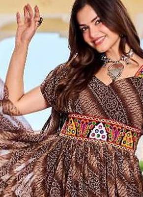 Navratri wear mul georgette bandhni printed gamathi & mirror work gown 2