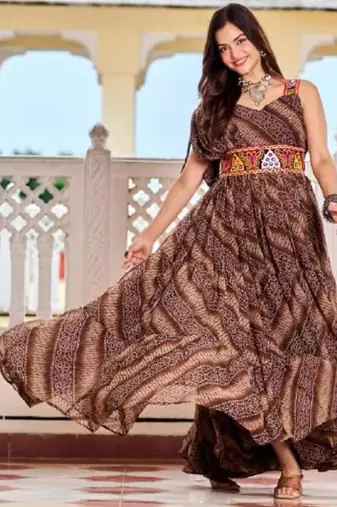 Navratri wear mul georgette bandhni printed gamathi & mirror work gown