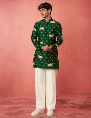 Boys green rayon digital print kurta flare pant set 3