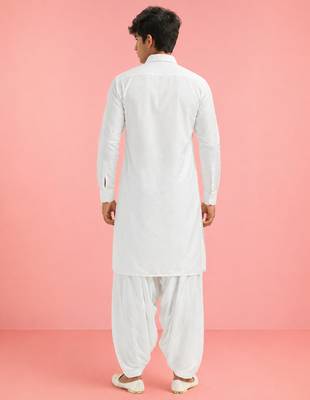 Boys white viscose solid kurta patiala set 4