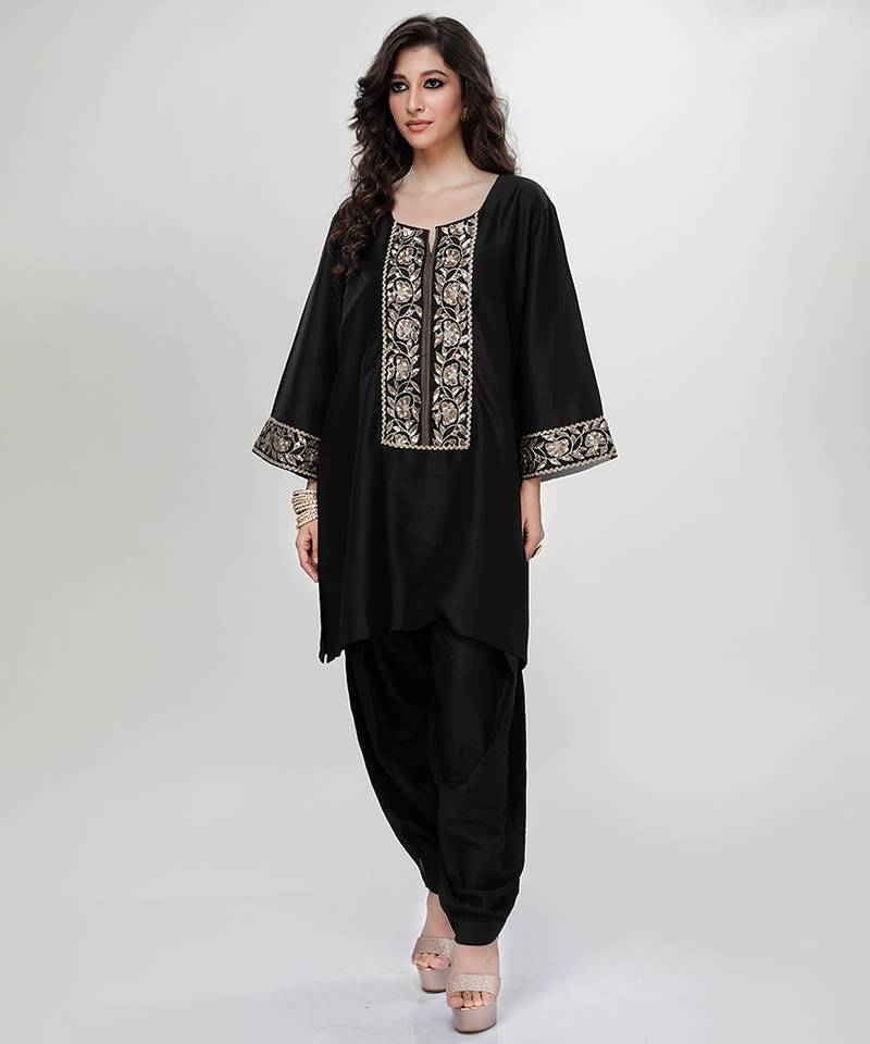 Black embroidered matt blended silk kurta dhoti set