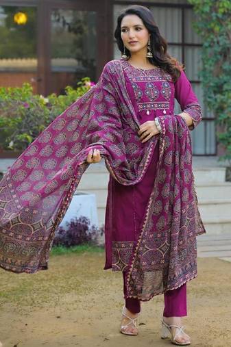 Multicolor cotton printed straight kurti-pant-dupatta set