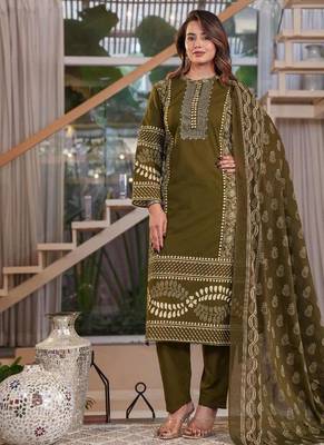 Green cotton printed straight kurti-pant-dupatta set 1