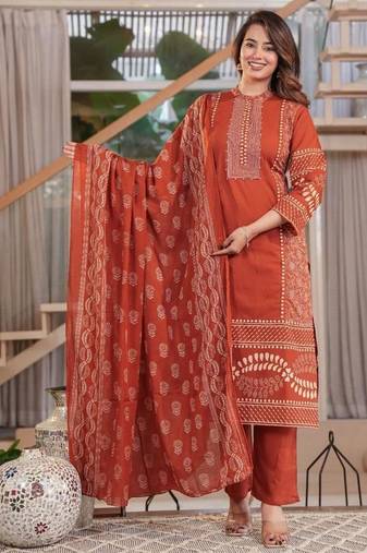 Multicolor cotton printed straight kurti-pant-dupatta set