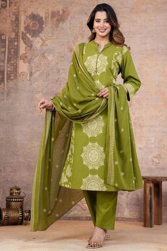 Green cotton cambric printed straight kurti-pant-dupatta set