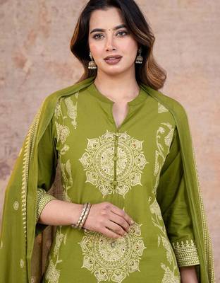 Green cotton cambric printed straight kurti-pant-dupatta set 2