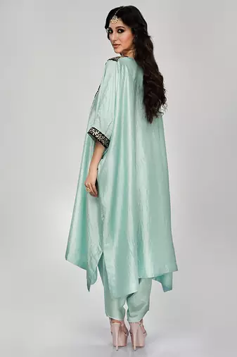 Powder blue embroidered texture silk kaftan set