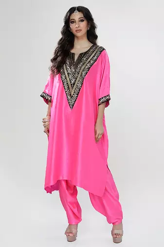 Fuchsia pink embroidered texture silk kaftan set