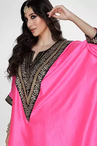 Fuchsia pink embroidered texture silk kaftan set