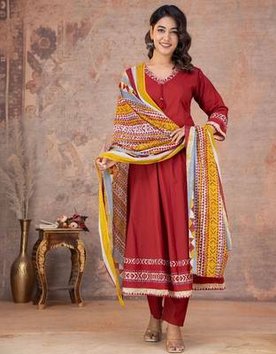 Maroon cotton anarkali kurti-pant-dupatta set 2