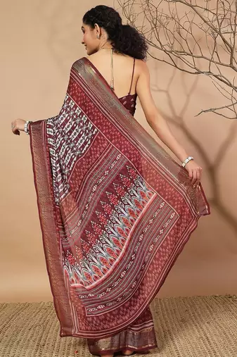 Maroon elegant printed georgette saree with blouse piece