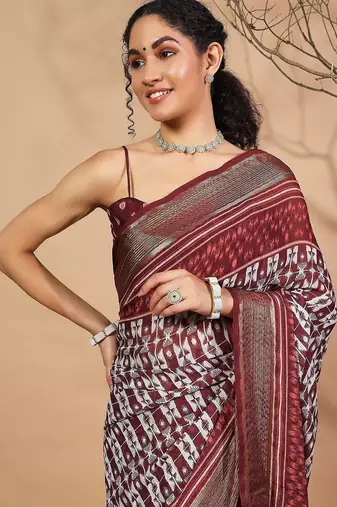 Maroon elegant printed georgette saree with blouse piece