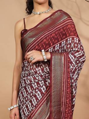 Maroon elegant printed georgette saree with blouse piece 5