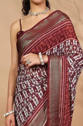 Maroon elegant printed georgette saree with blouse piece