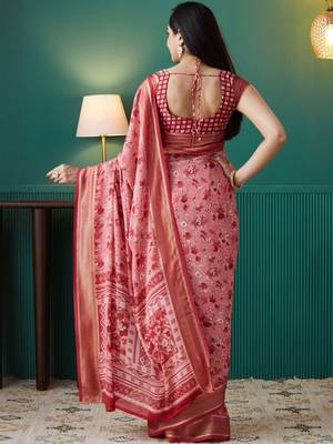 Pink elegant printed georgette saree with blouse piece 3